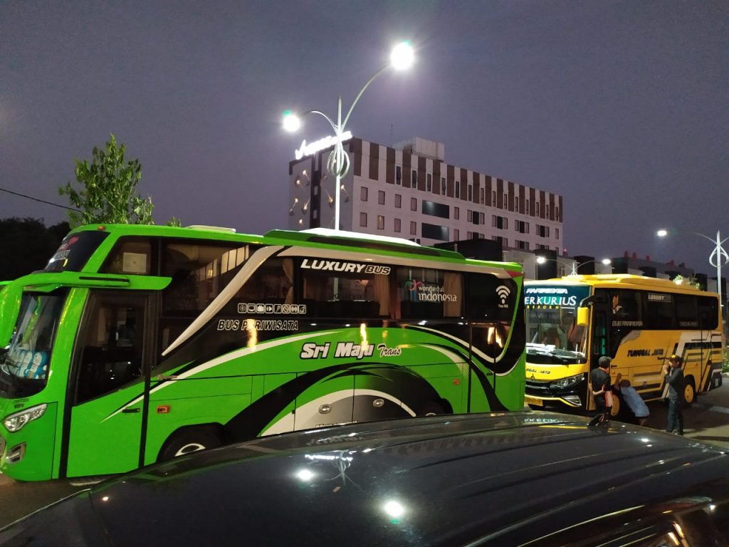 Sewa Bus Cirebon